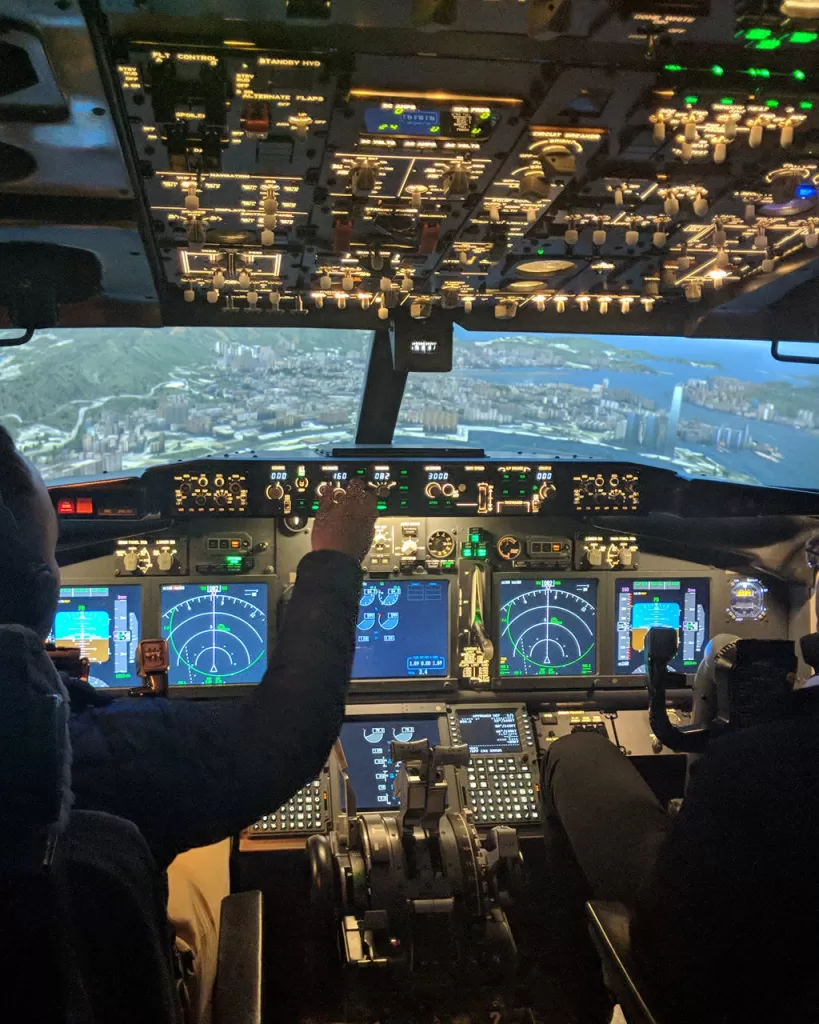 B737-Flight-Simulator Training
